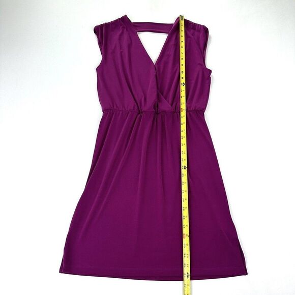1.STATE Cinched Waist V Neck Dress Women’s Size Medium Purple NWOT - Picture 8 of 13